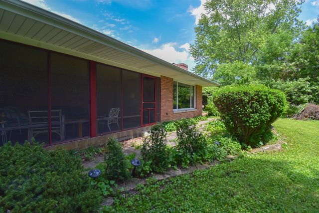 2515 W 57th Avenue, Merrillville, IN 46410
