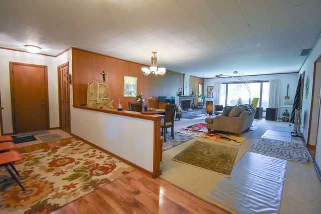 2515 W 57th Avenue, Merrillville, IN 46410