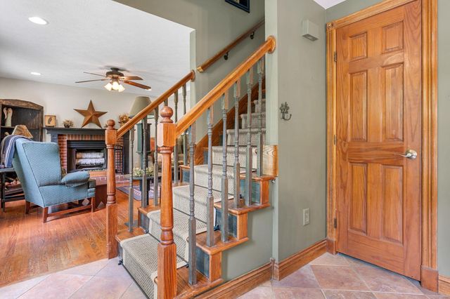 4 Faith Drive, Derry, NH 03038