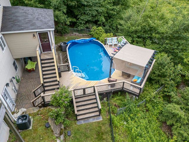 4 Faith Drive, Derry, NH 03038