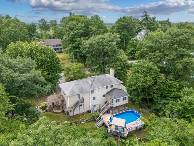 4 Faith Drive, Derry, NH 03038