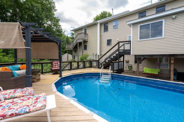 4 Faith Drive, Derry, NH 03038