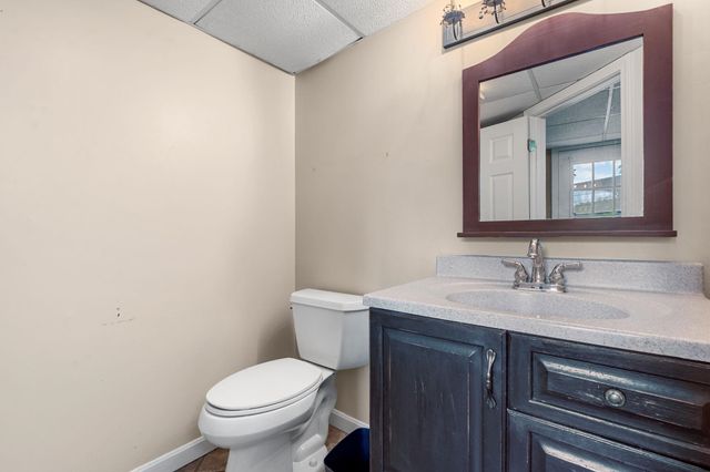 4 Faith Drive, Derry, NH 03038