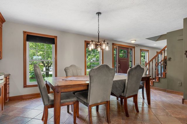 4 Faith Drive, Derry, NH 03038