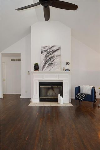 11 Chadwick Lane, Country Club, MO 64506