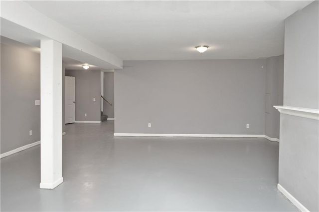 11 Chadwick Lane, Country Club, MO 64506