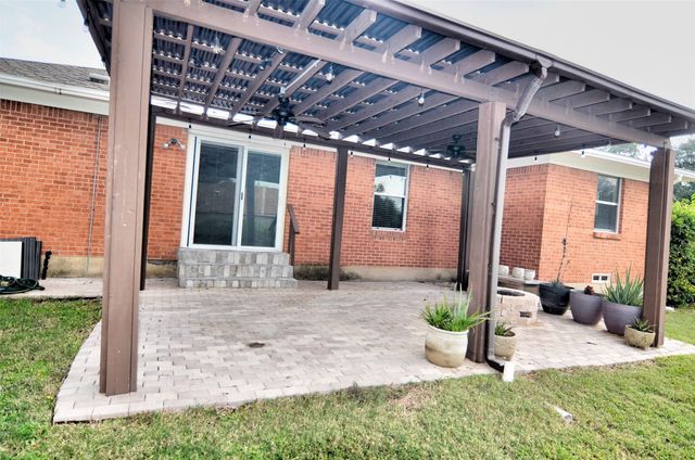 8730 Gladwood Lane, Dallas, TX 75243