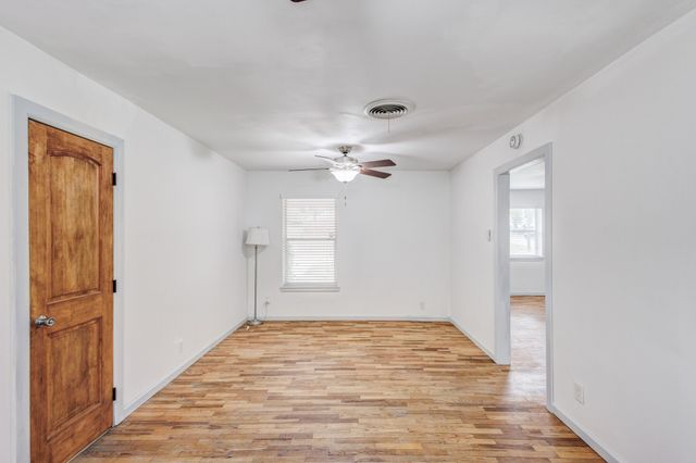 8730 Gladwood Lane, Dallas, TX 75243