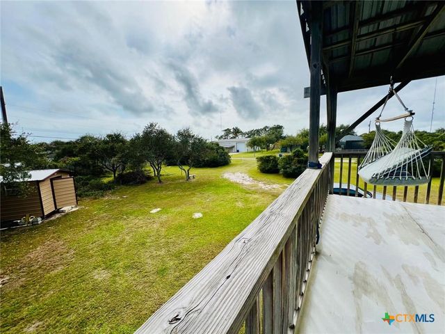 56 Rutherford, Port O'connor, TX 77982