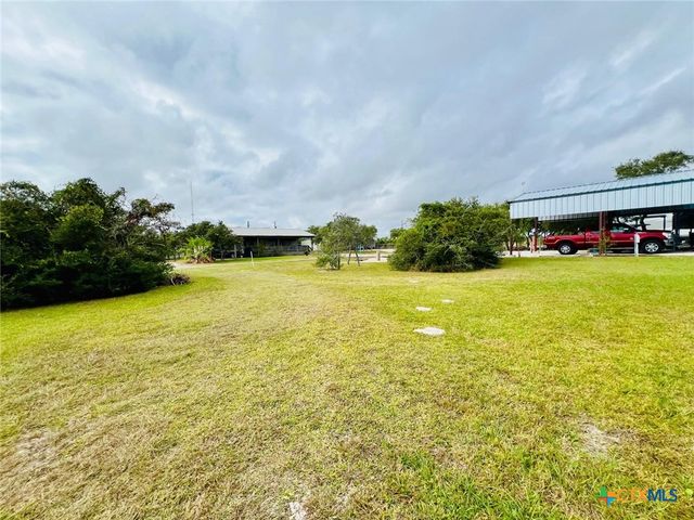 56 Rutherford, Port O'connor, TX 77982