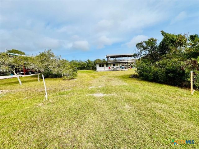 56 Rutherford, Port O'connor, TX 77982