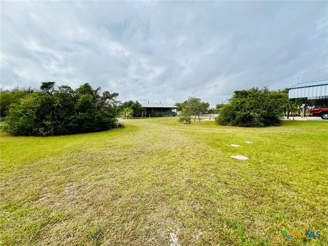 56 Rutherford, Port O'connor, TX 77982