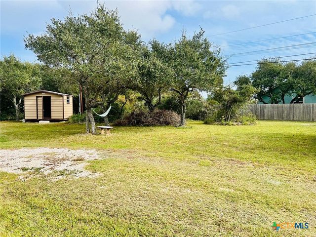56 Rutherford, Port O'connor, TX 77982