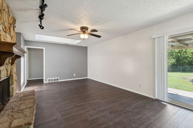 2124 Stonehenge Drive, Garland, TX 75041