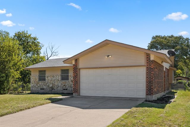 2124 Stonehenge Drive, Garland, TX 75041