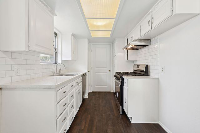 2124 Stonehenge Drive, Garland, TX 75041