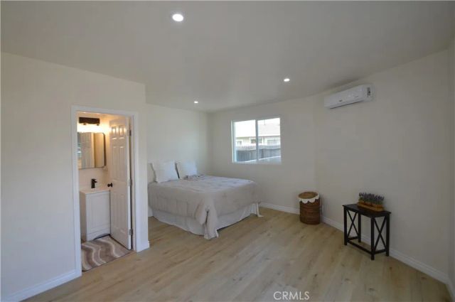 551 W 101 Street, Los Angeles, CA 90044