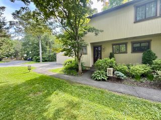 1 Summit Court 1, Woodbury, CT 06798