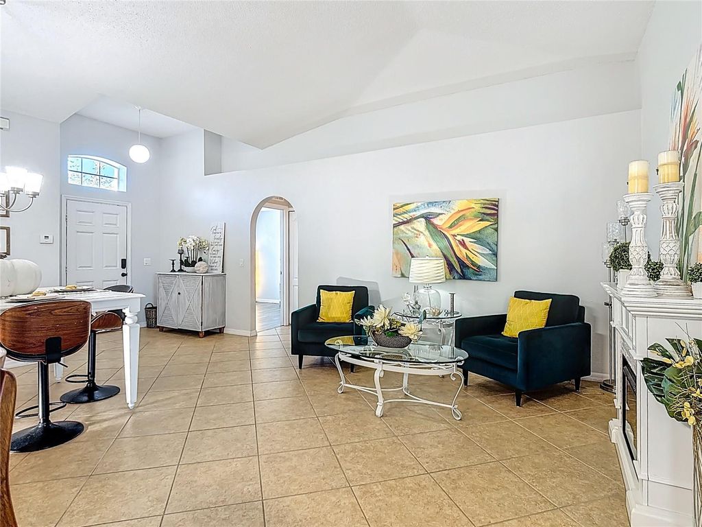 Image 14 of property listing at 5441 SILVER THISTLE LANE, St Cloud, FL 34772