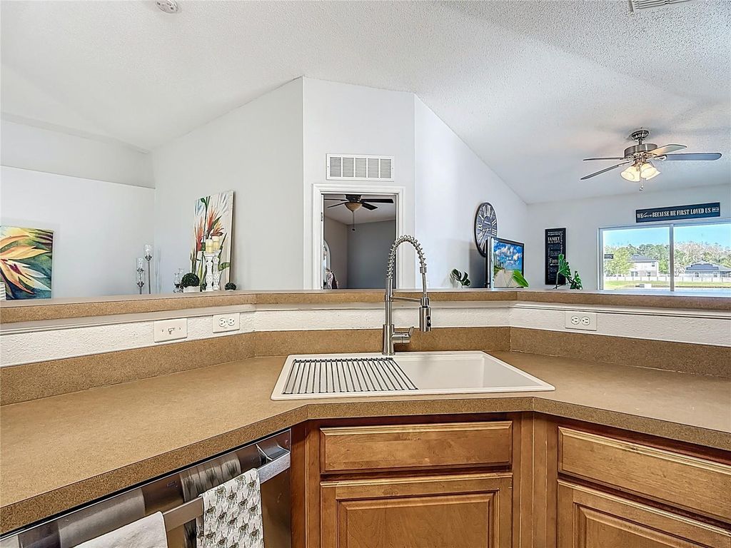 Image 17 of property listing at 5441 SILVER THISTLE LANE, St Cloud, FL 34772