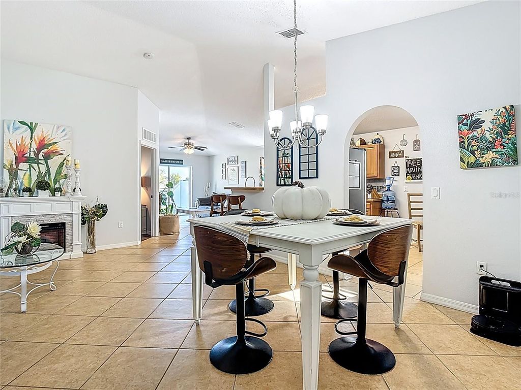 Image 4 of property listing at 5441 SILVER THISTLE LANE, St Cloud, FL 34772