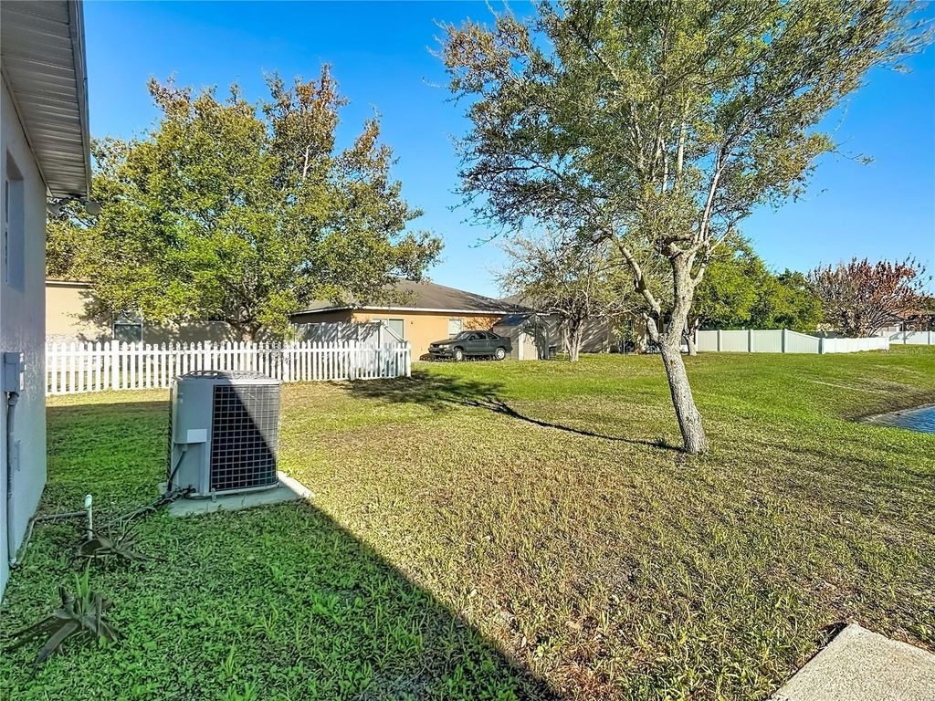 Image 34 of property listing at 5441 SILVER THISTLE LANE, St Cloud, FL 34772