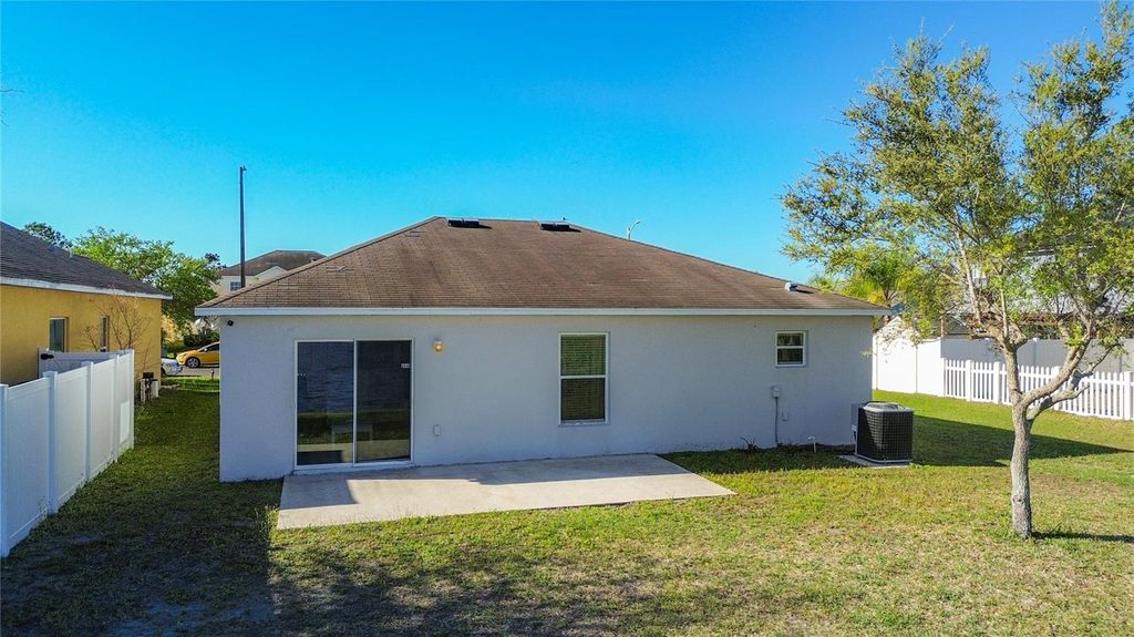 Image 37 of property listing at 5441 SILVER THISTLE LANE, St Cloud, FL 34772