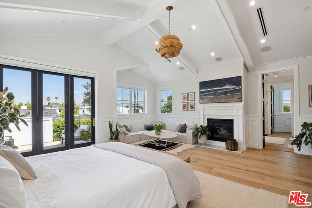 806 N Stanley Avenue, Los Angeles, CA 90046