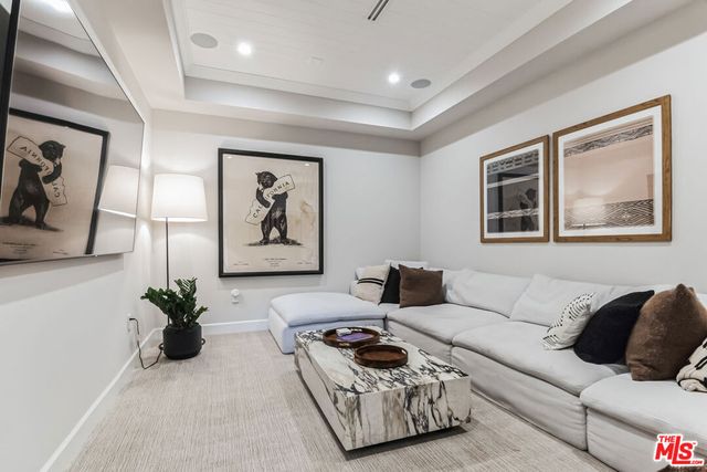 806 N Stanley Avenue, Los Angeles, CA 90046