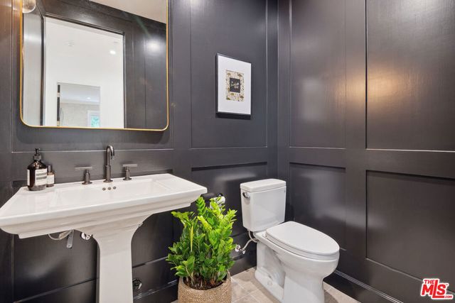 806 N Stanley Avenue, Los Angeles, CA 90046