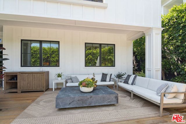 806 N Stanley Avenue, Los Angeles, CA 90046