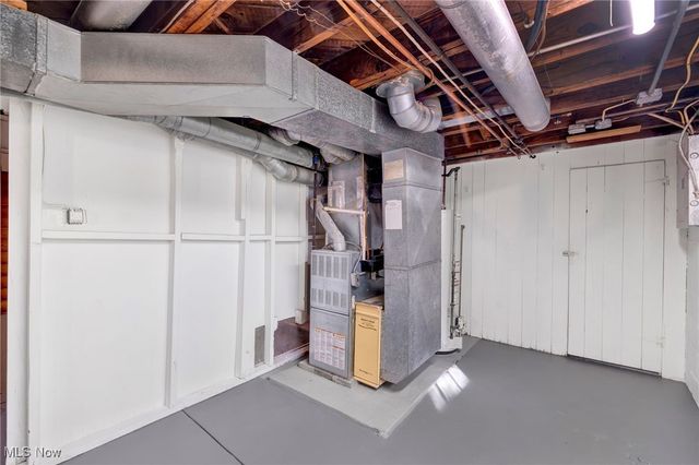 3255 W 140th Street, Cleveland, OH 44111