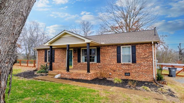 1015 Hidden Woods Trl, Gallatin, TN 37066