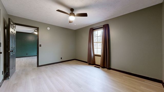 1015 Hidden Woods Trl, Gallatin, TN 37066