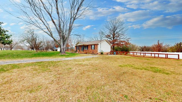 1015 Hidden Woods Trl, Gallatin, TN 37066