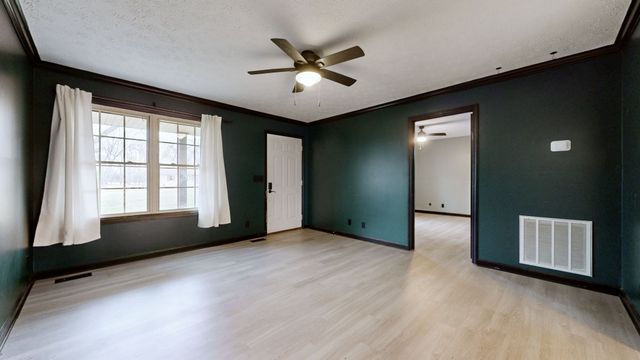 1015 Hidden Woods Trl, Gallatin, TN 37066