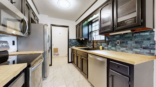 1015 Hidden Woods Trl, Gallatin, TN 37066