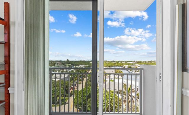 4511 S Ocean Boulevard 601, Highland Beach, FL 33487