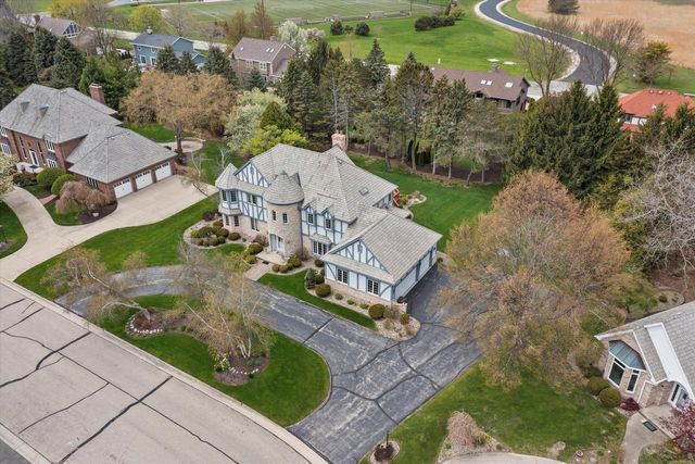117 Lamplighter LANE, Wind Point, WI 53402