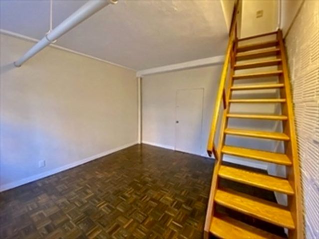 205 Mt Auburn St 1D, Cambridge, MA 02138