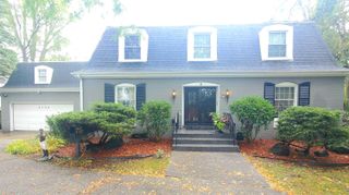 2199 W 57th Avenue, Merrillville, IN 46410
