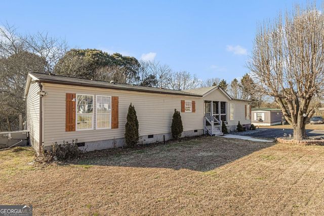 1132 NW Hall Memorial Road NW, Resaca, GA 30735