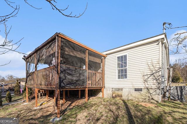 1132 NW Hall Memorial Road NW, Resaca, GA 30735