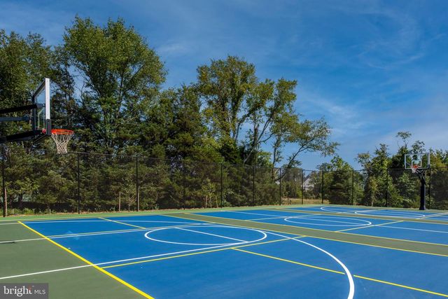 1 CROSBY CT, Gettysburg, PA 17325