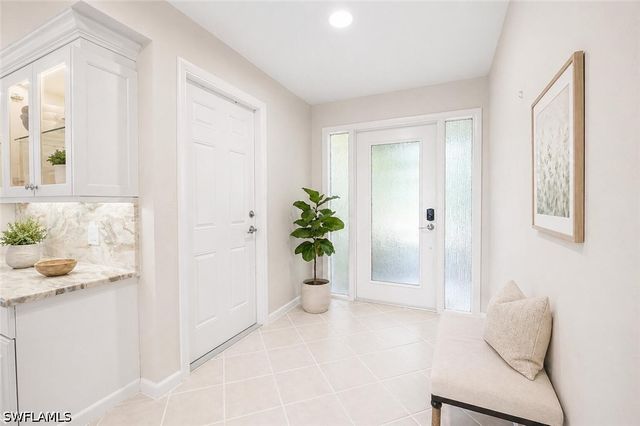 4552 Eagle Key CIR, Naples, FL 34112