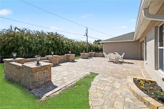 6371 Maytree CIR, Fort Myers, FL 33905