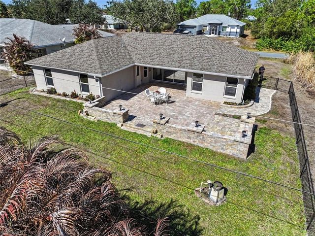 6371 Maytree CIR, Fort Myers, FL 33905