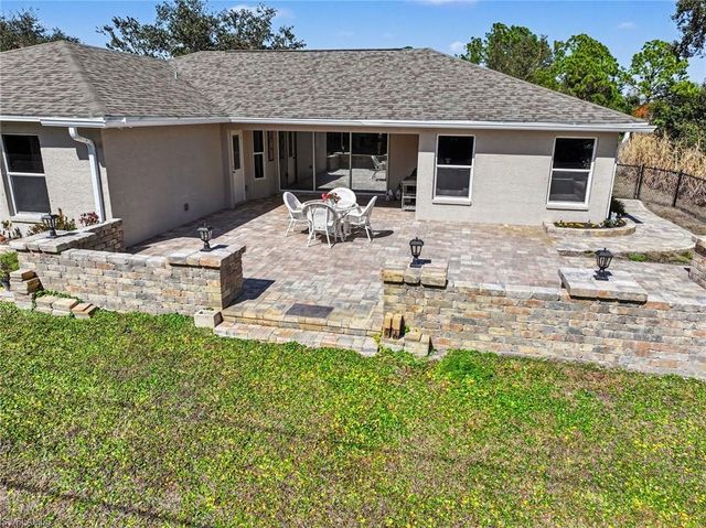 6371 Maytree CIR, Fort Myers, FL 33905