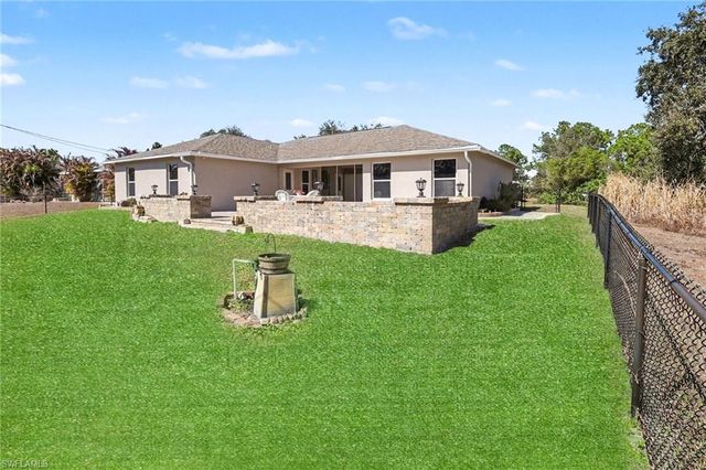 6371 Maytree CIR, Fort Myers, FL 33905