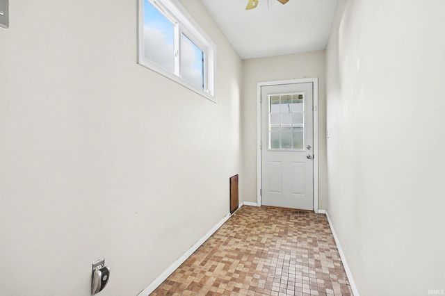 1904 E Hartman Drive, South Bend, IN 46617
